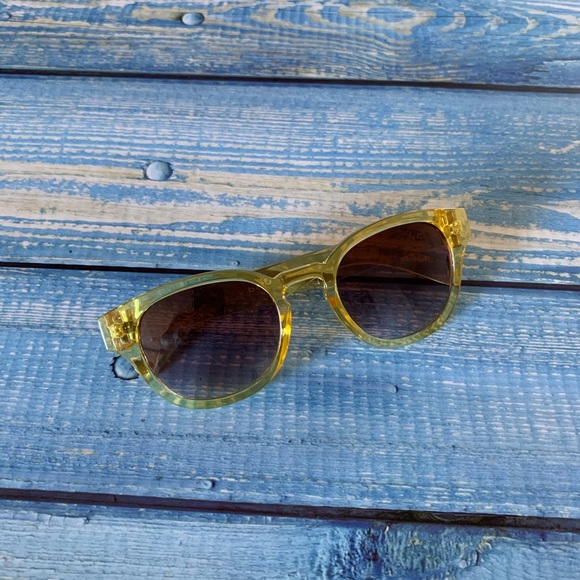 bebe Accessories - Bebe sunglasses. NWOT.